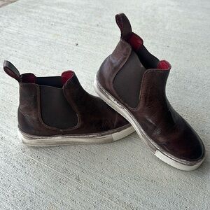 Women’s Heritage Bed Stu shoes